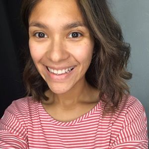 Meet your Posher, Raquel